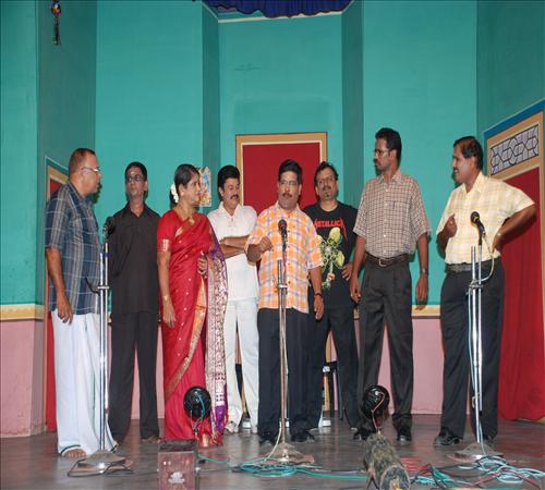 2010-Drama-Enakkul Iruvar-11