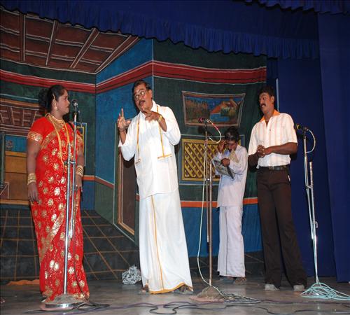2010-Drama-Engal Veetu Maharani-07