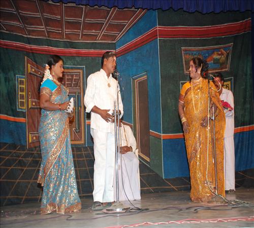2010-Drama-Engal Veetu Maharani-12