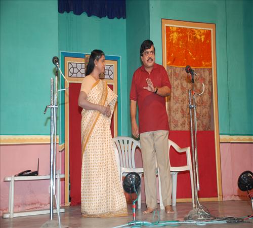 2010-Drama-Neenka Yaar Pakkam-07