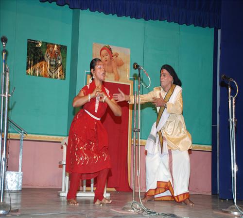 2010-Drama-Vanga Maapillai Vanga-10