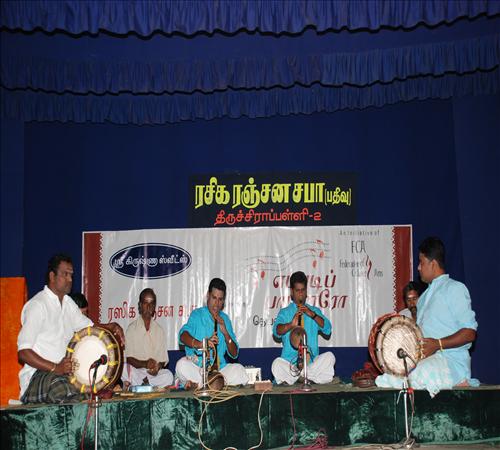 2010-Instrument-Nadaswaram M S K Sankaranarayanan-01