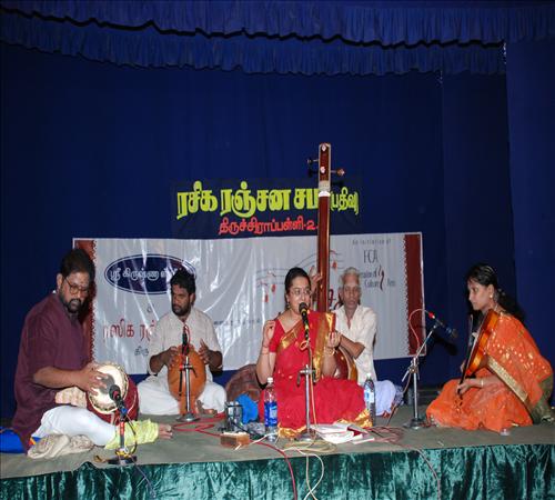 2010-Vocal-SubaSri Ramachinderan-08