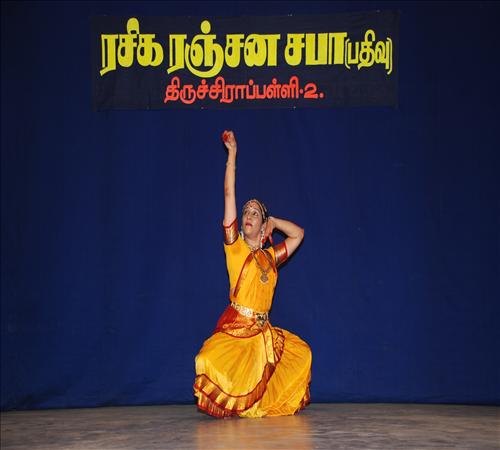 Gallery-2008-Dance-Ushanthini-04