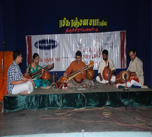 Gallery-2011-Instrument-Veenai Sivakumar-05