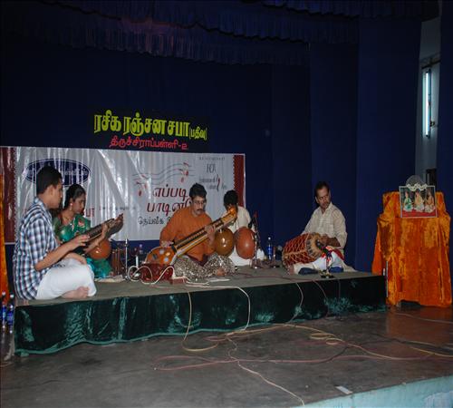 Gallery-2011-Instrument-Veenai Sivakumar-08