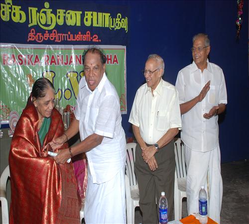 Gallery-2011-Lv14th-Inaugural Function-12