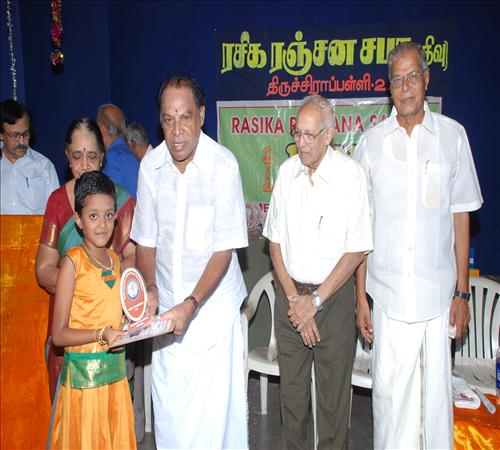 Gallery-2011-Lv14th-Inaugural Function-17