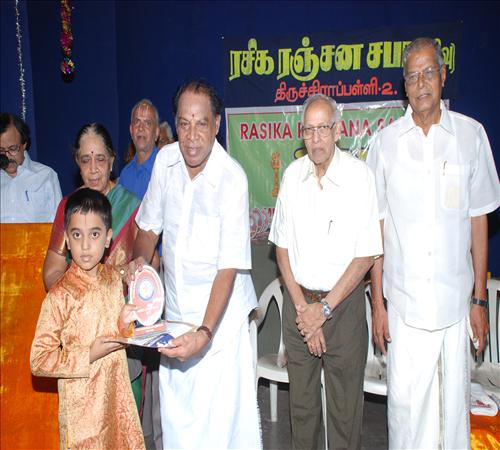 Gallery-2011-Lv14th-Inaugural Function-19