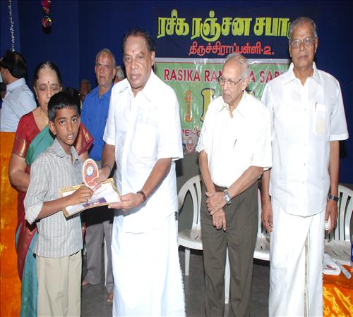 Gallery-2011-Lv14th-Inaugural Function-24