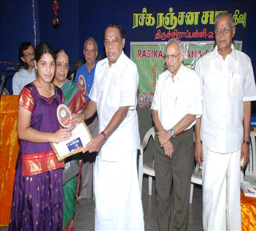 Gallery-2011-Lv14th-Inaugural Function-28