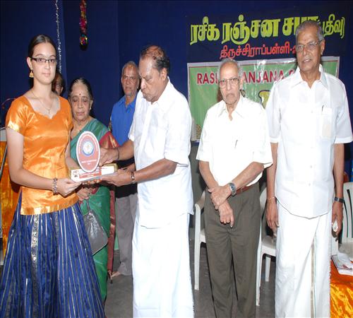 Gallery-2011-Lv14th-Inaugural Function-34