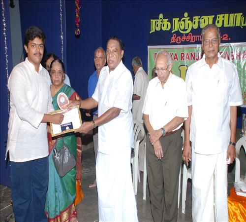 Gallery-2011-Lv14th-Inaugural Function-40