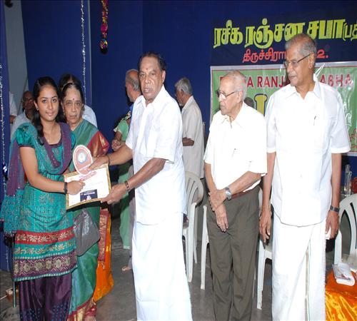 Gallery-2011-Lv14th-Inaugural Function-41