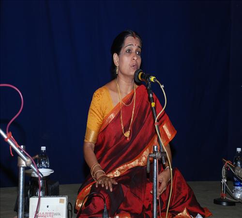 Gallery-2011-Vocal-Varalakshmi Ananthakumar-02