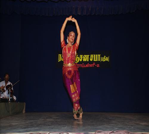 Gallery-2012-Dance-R Krithika-11