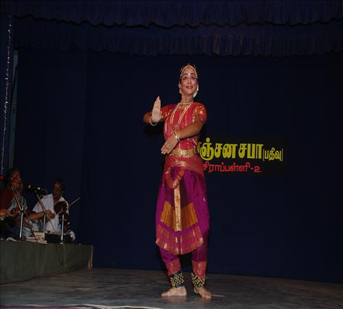 Gallery-2012-Dance-R Krithika-12