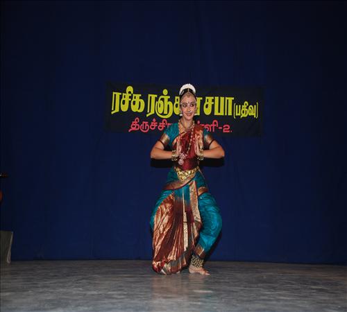 Gallery-2012-Dance-Vanthitha Mohan-03