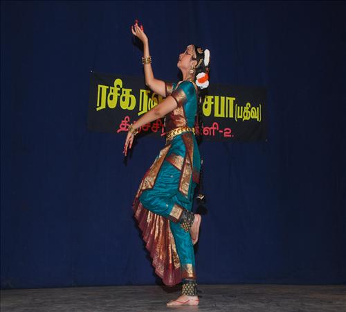 Gallery-2012-Dance-Vanthitha Mohan-07