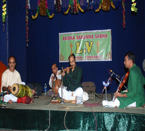 Gallery-2012-Instrument-Flute Mukiya Pranna-09