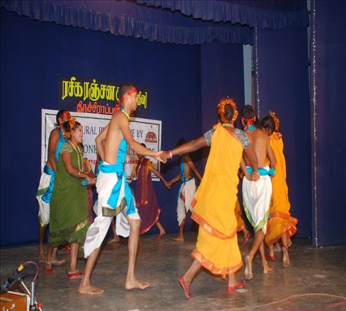 Gallery-2013-Folk Dance-11