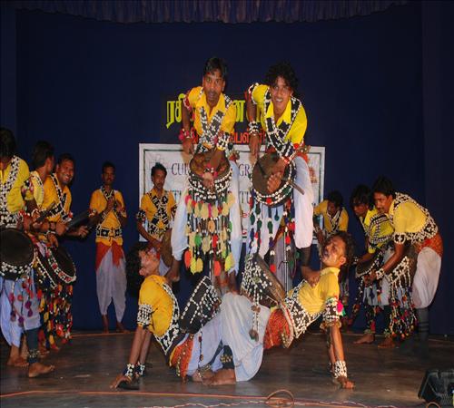 Gallery-2013-Folk Dance-41