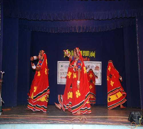 Gallery-2013-Folk Dance-43